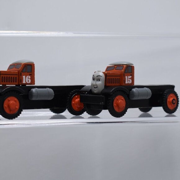 Max 15 and Monty 16 Truck Flatbed NO DUMP BIN Thomas & Friends Wooden Railway - Picture 2 of 11